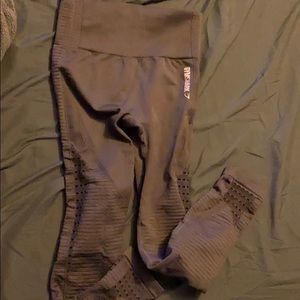 Gym shark leggings with mesh bottom! Full length